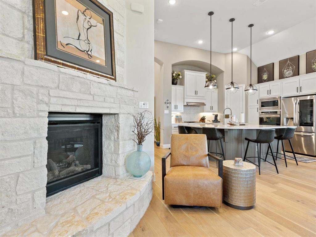 Photo 9 of 37 of 2129 Longspur Drive house
