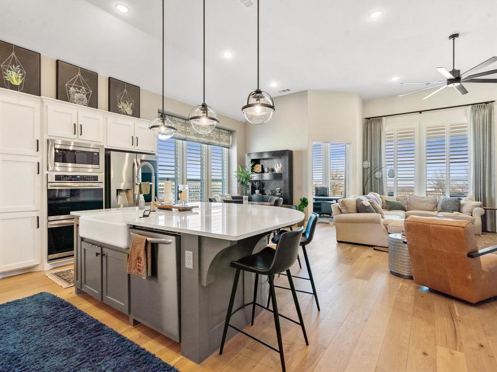 Photo 6 of 37 of 2129 Longspur Drive house
