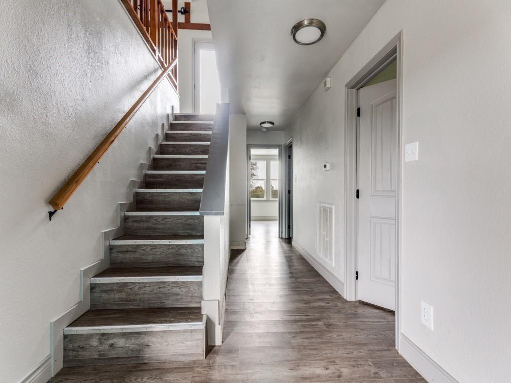 237 Runaway Bay Drive