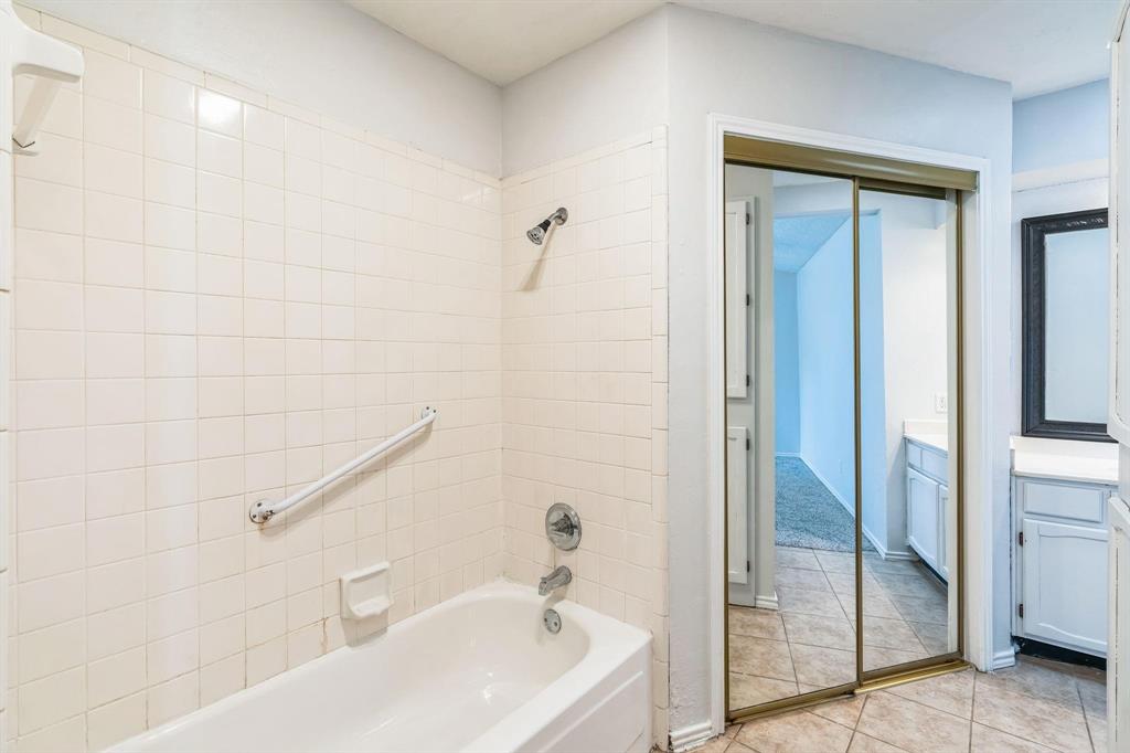 Saginaw, Texas 76179, United States, 3 Bedrooms Bedrooms, ,2 BathroomsBathrooms,Residential,Active,98125