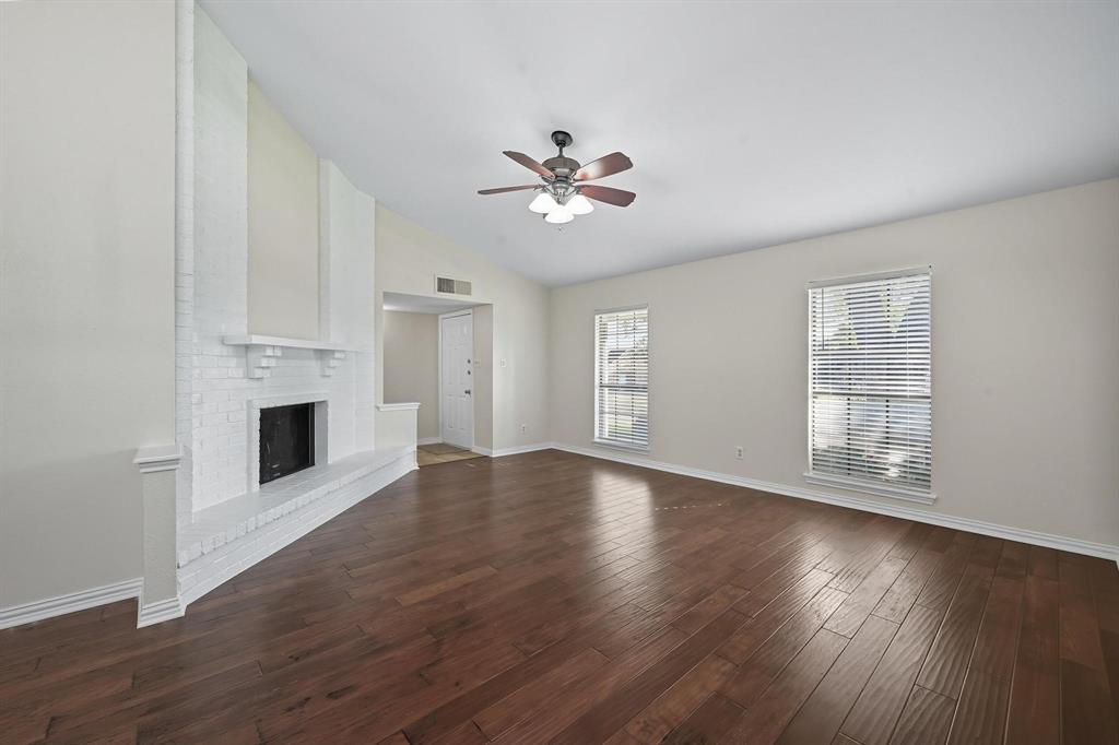 Flower Mound, Texas 75028, United States, 3 Bedrooms Bedrooms, ,2 BathroomsBathrooms,Residential,Pending,208317