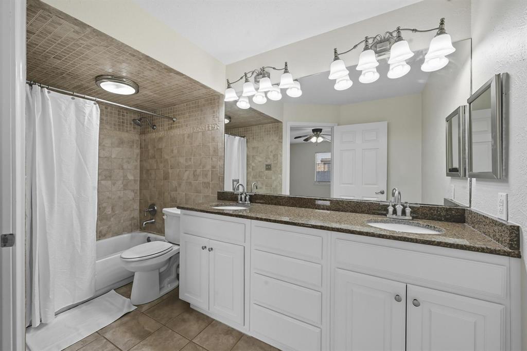 Flower Mound, Texas 75028, United States, 3 Bedrooms Bedrooms, ,2 BathroomsBathrooms,Residential,Pending,208317