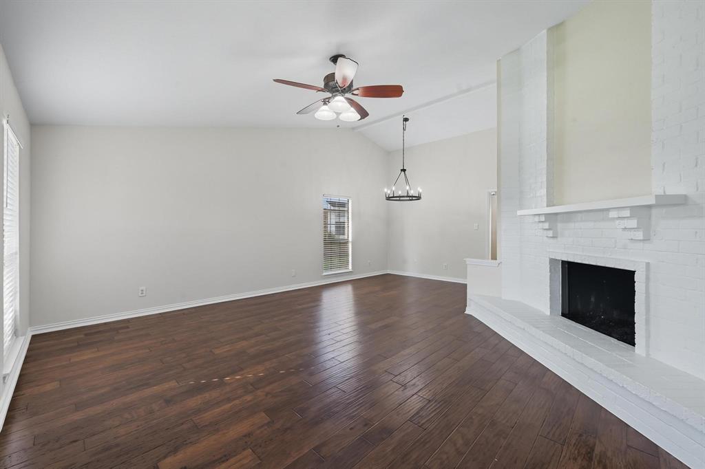 Flower Mound, Texas 75028, United States, 3 Bedrooms Bedrooms, ,2 BathroomsBathrooms,Residential,Pending,208317