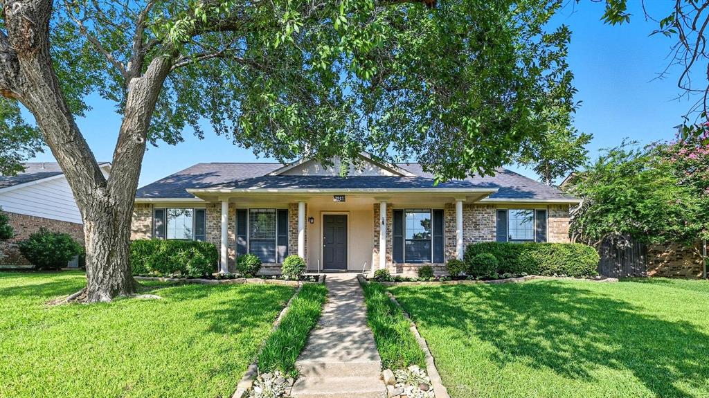 Flower Mound, Texas 75028, United States, 3 Bedrooms Bedrooms, ,2 BathroomsBathrooms,Residential,Pending,208317