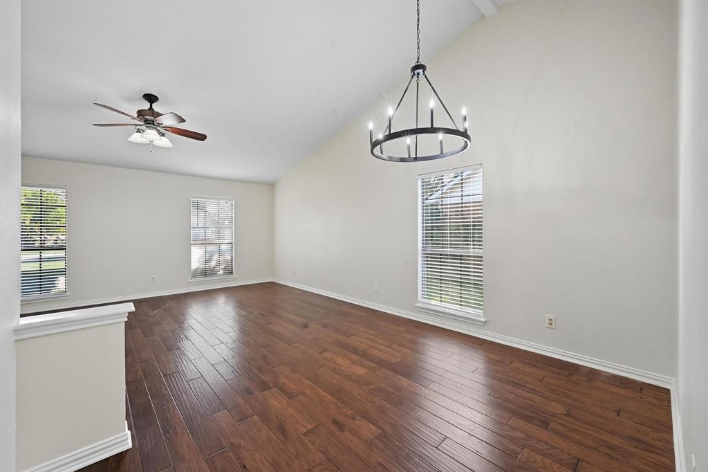 Flower Mound, Texas 75028, United States, 3 Bedrooms Bedrooms, ,2 BathroomsBathrooms,Residential,Pending,208317