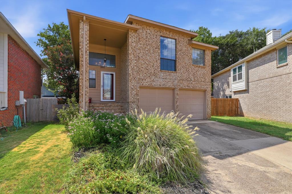1806 Cactus Circle