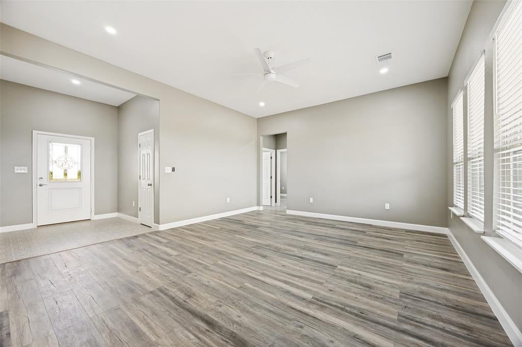 3712 County Road 1102