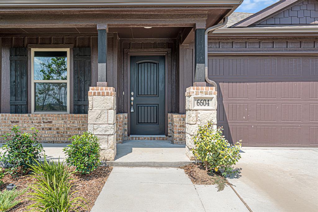 6604 Pattison Lane