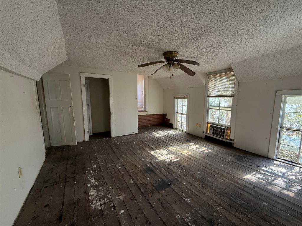 Farmersville Original Donation - Residential