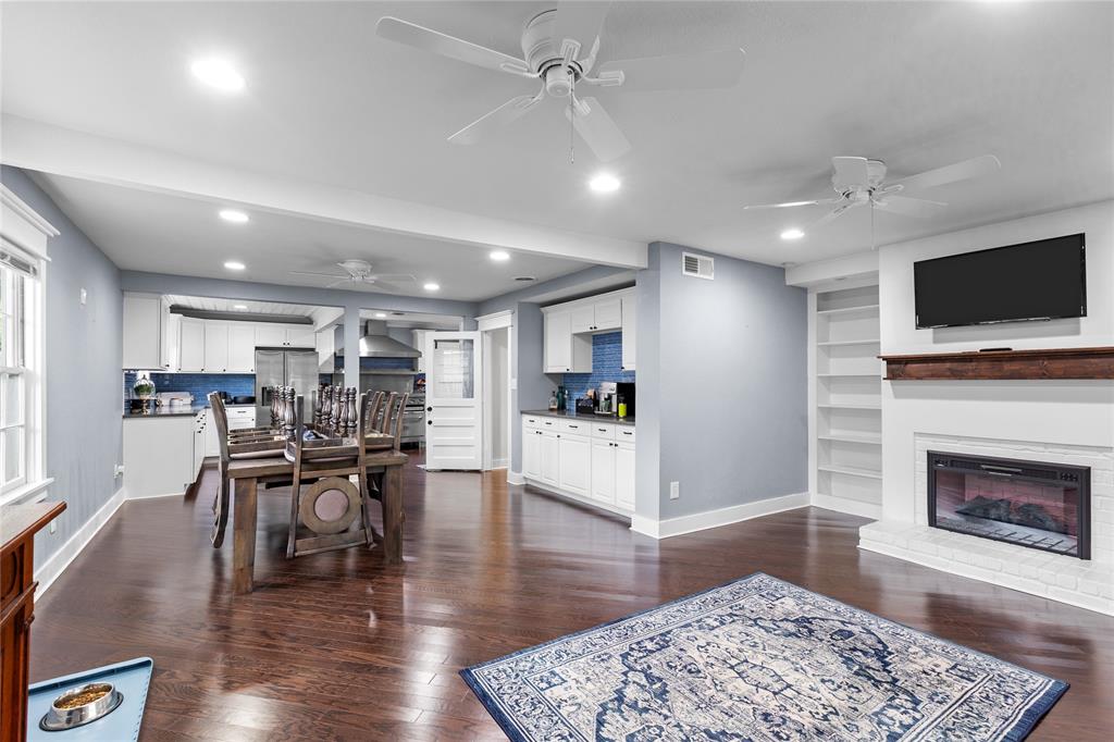 Lewis T E Place Add - Residential