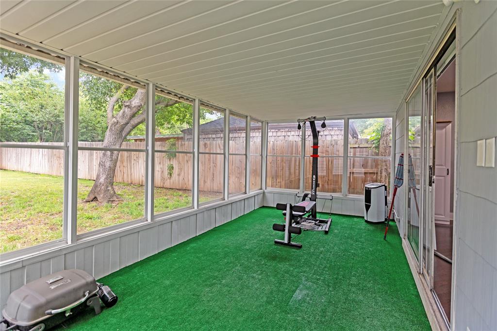 Lewis T E Place Add - Residential