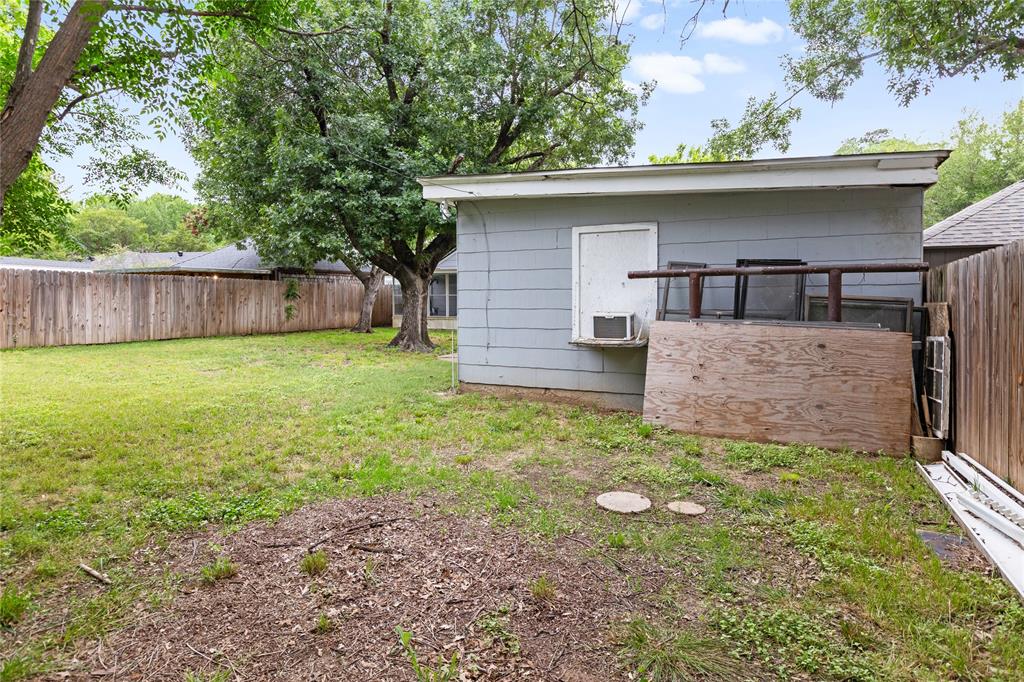 Lewis T E Place Add - Residential