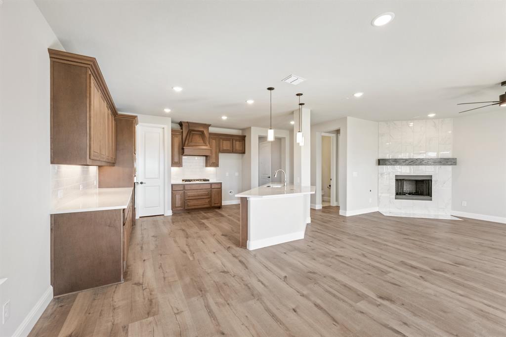 Eagle Glen 50 - Residential