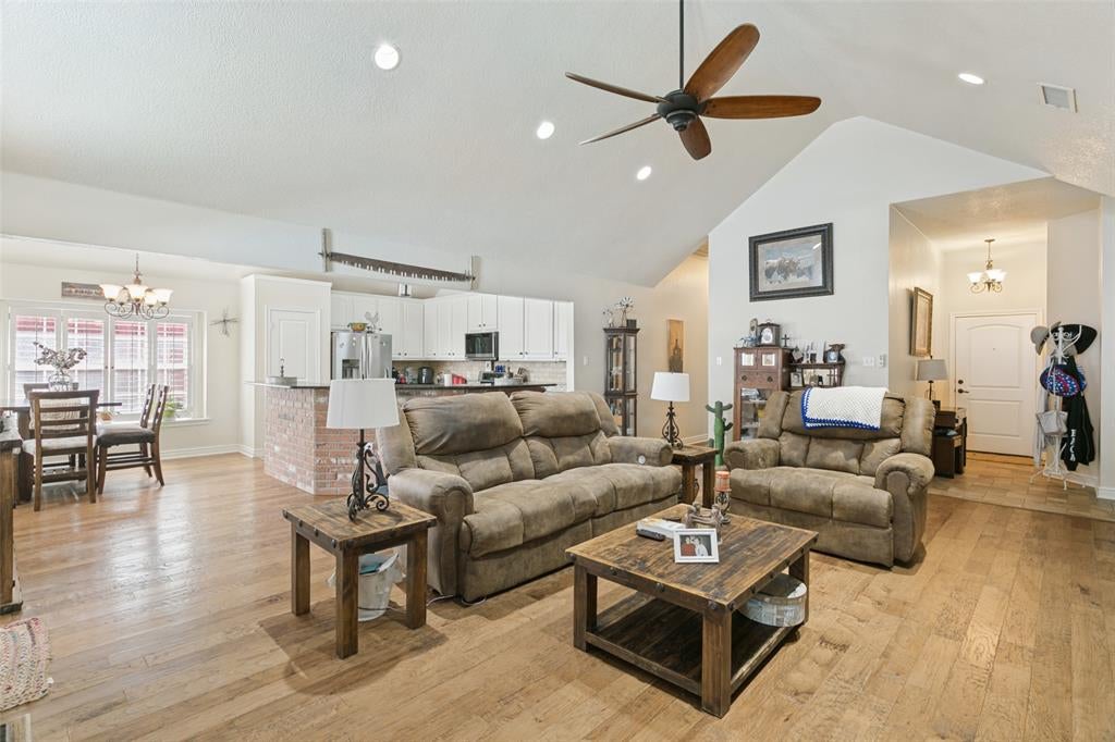 101 Shady Valley Circle