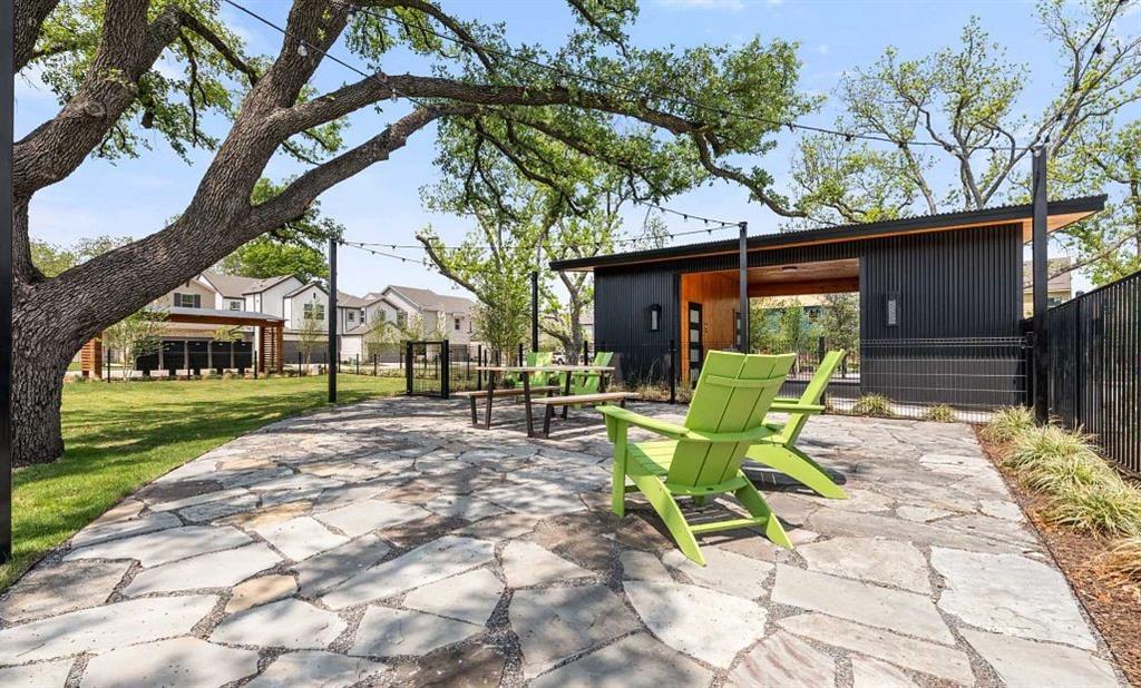 Sereno Oaks at Buckner Terrace - Residential