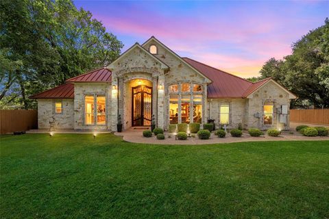 241 W Chapman Road Hewitt TX 76643