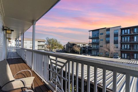 5934 Sandhurst Lane 207 Dallas TX 75206