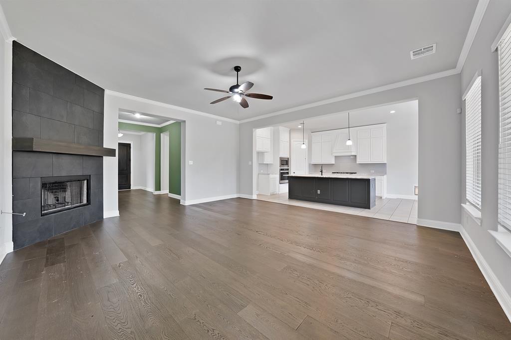 2611 Ashmont Way