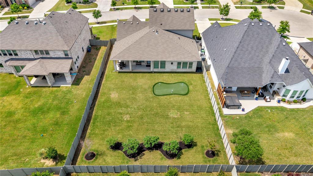 1512 Petal Court