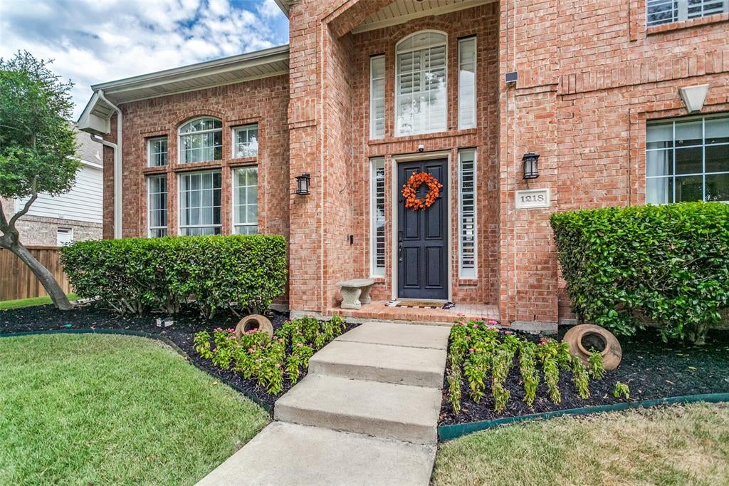 1218 Newberry Drive