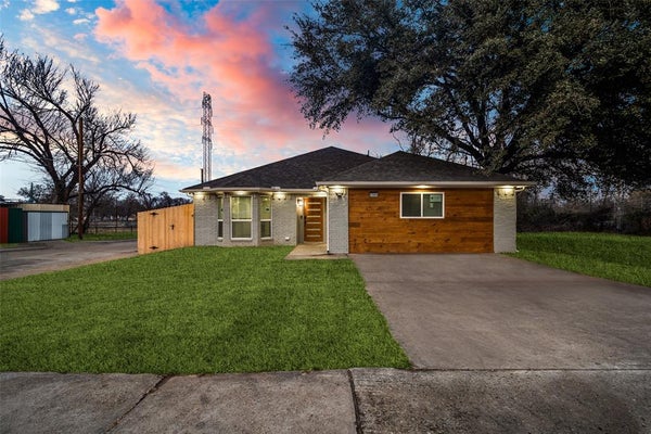 3500 ROBERTS AVE, DALLAS, TX 75215 - Image 1290120b0a60b43961d6ea46d36a8ca7/507659647