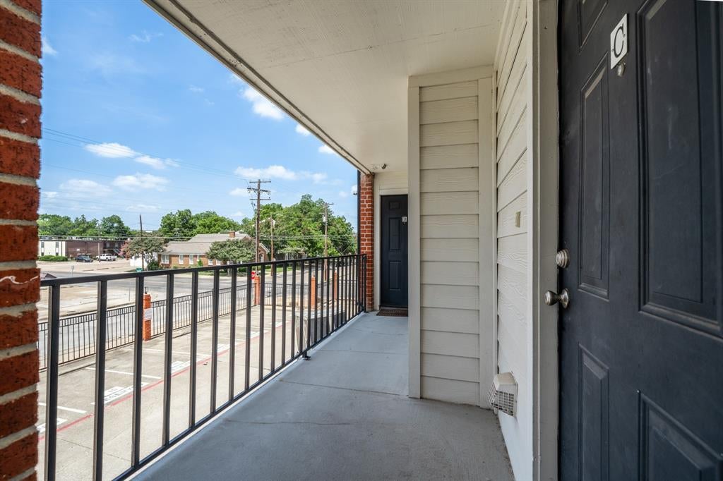 600 Bagby Avenue 4C