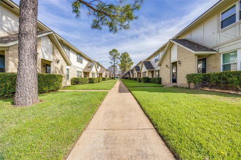 1905 W Morton Street 16 Denison TX 75020