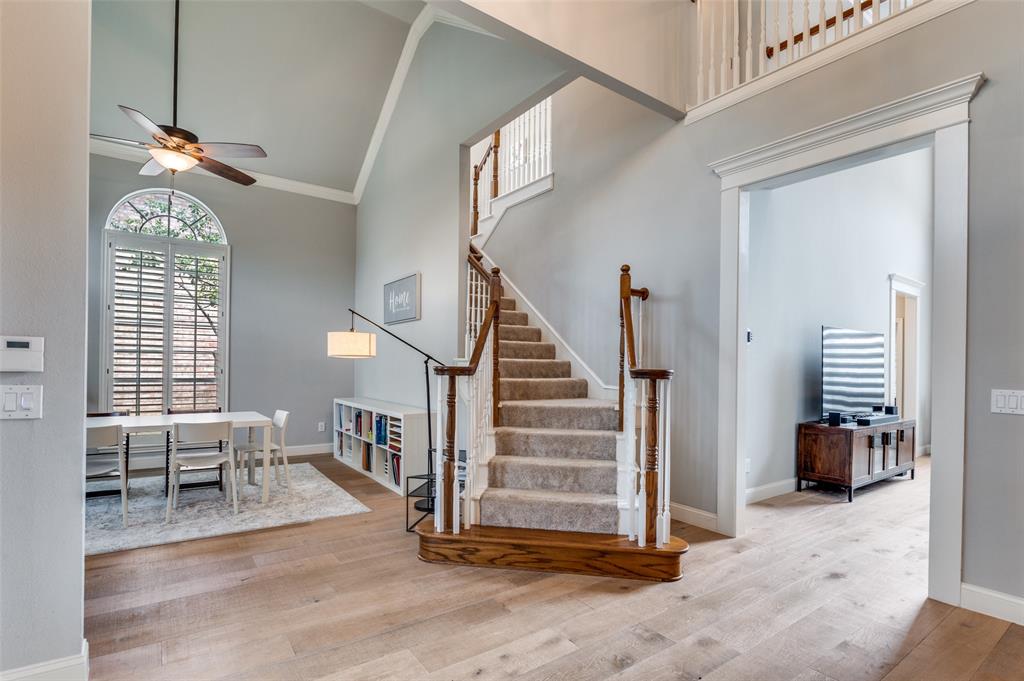 941 Creek Crossing
