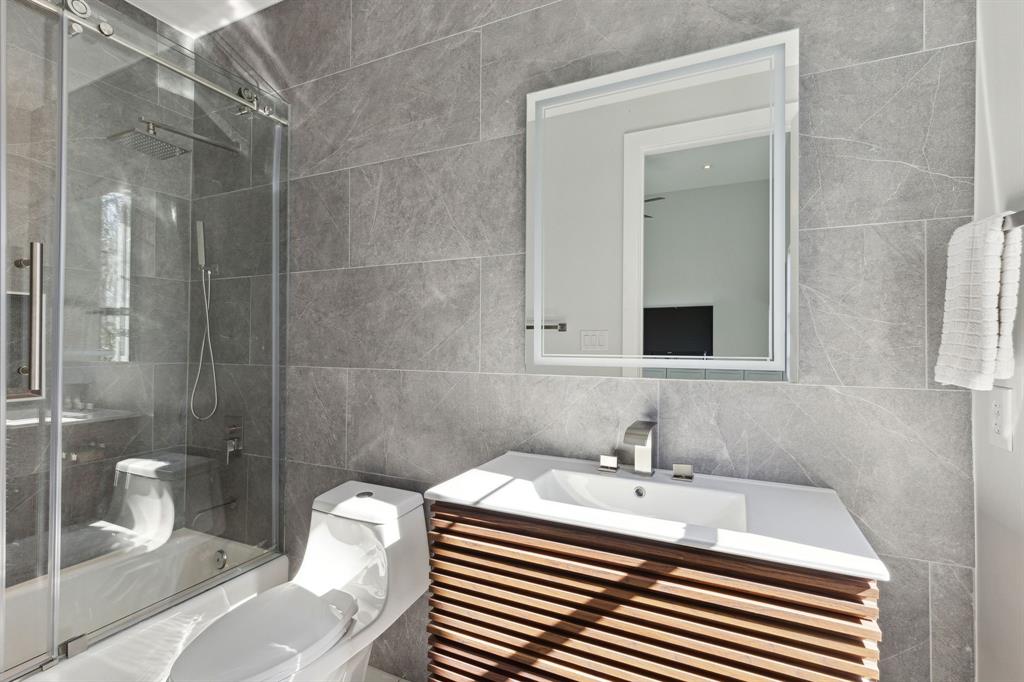 Casa Linda Estates - Residential