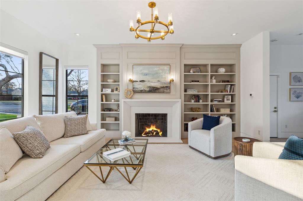 Casa Linda Estates - Residential