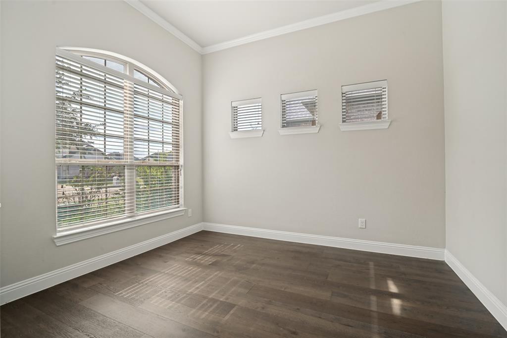 2802 Merlot Circle