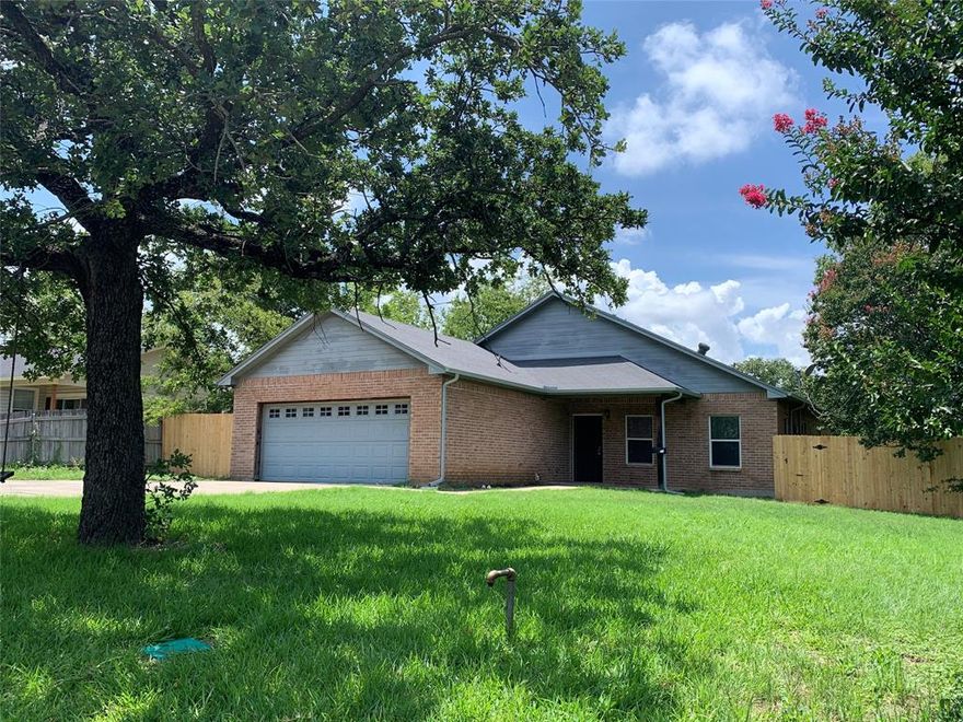 Lovely home situated in an established neighborhood.  Three bedrooms, two bathrooms, two car garage with large fenced in backyard.  Home has new paint, new carpet and will be ready for move in prior to the end of December.