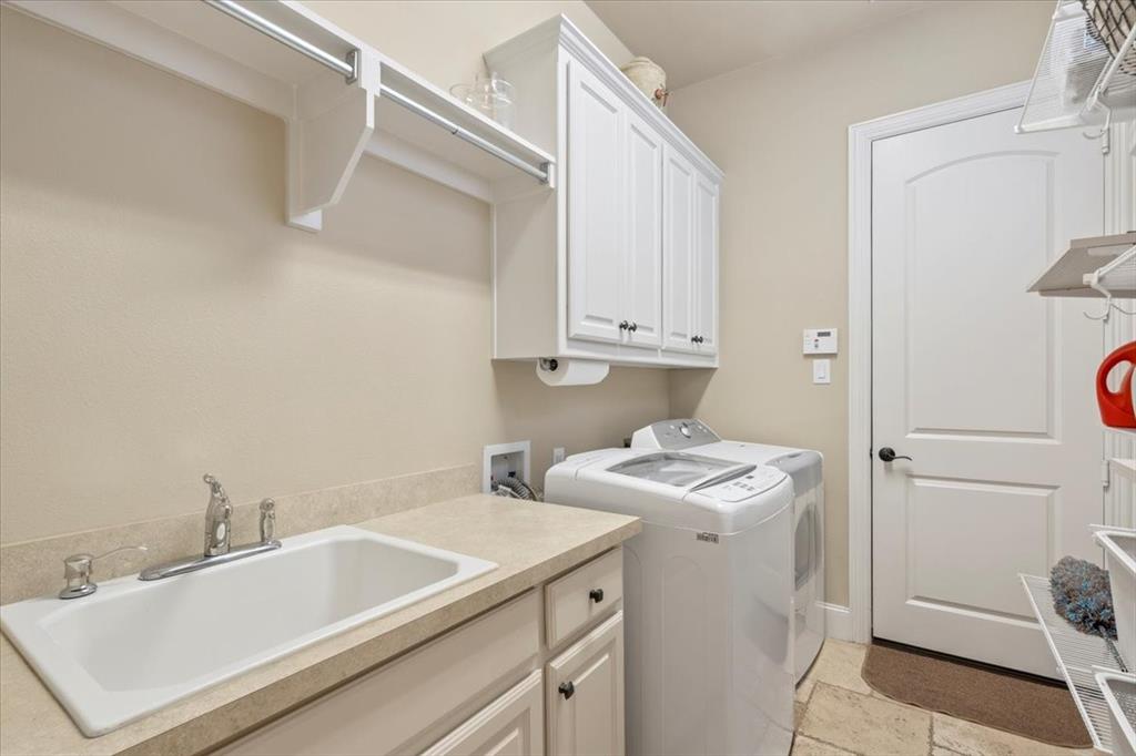 Castle Hills Golf Course Ph - Residential