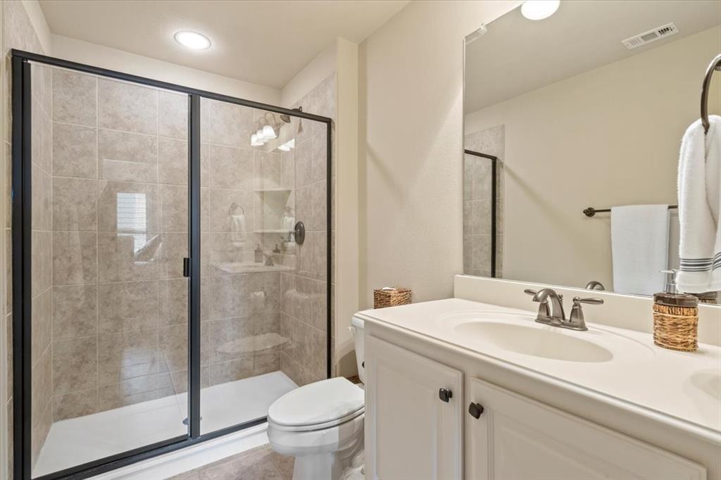 Castle Hills Golf Course Ph - Residential