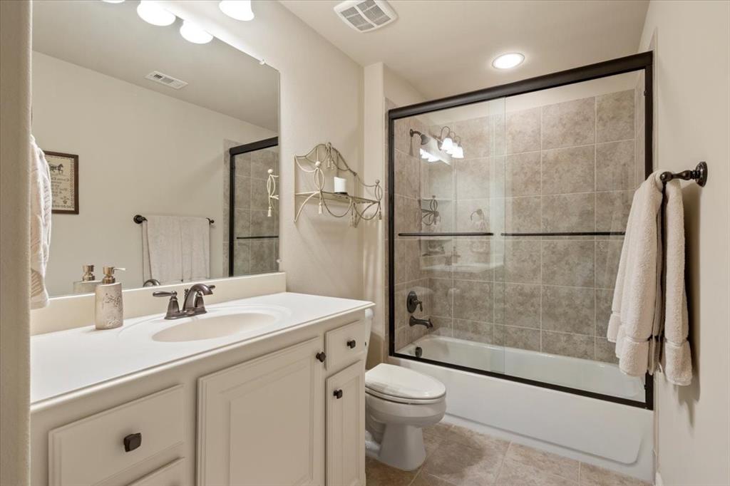 Castle Hills Golf Course Ph - Residential