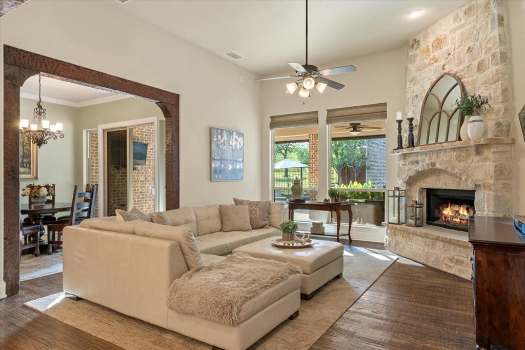 Castle Hills Golf Course Ph - Residential