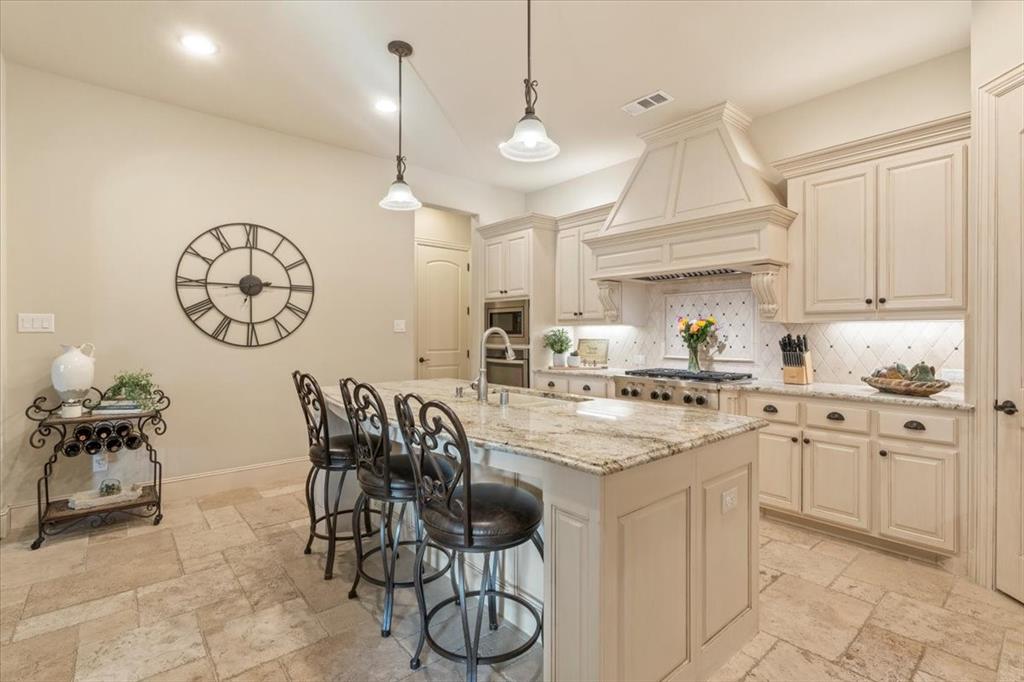 Castle Hills Golf Course Ph - Residential