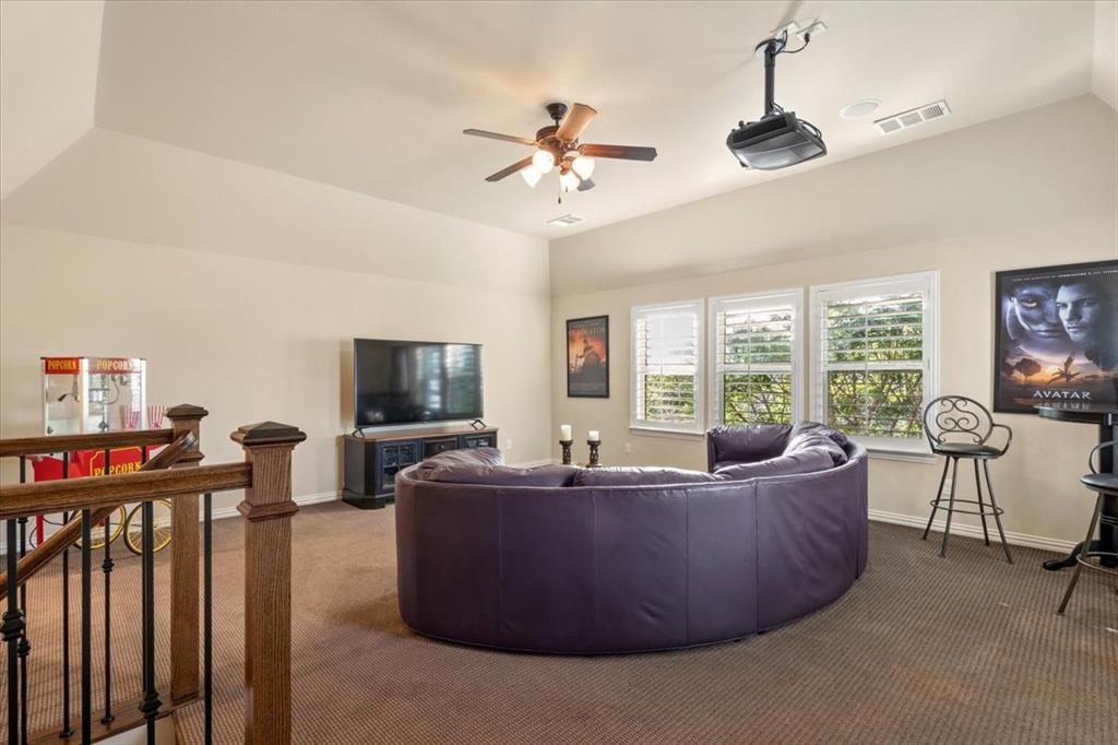 Castle Hills Golf Course Ph - Residential