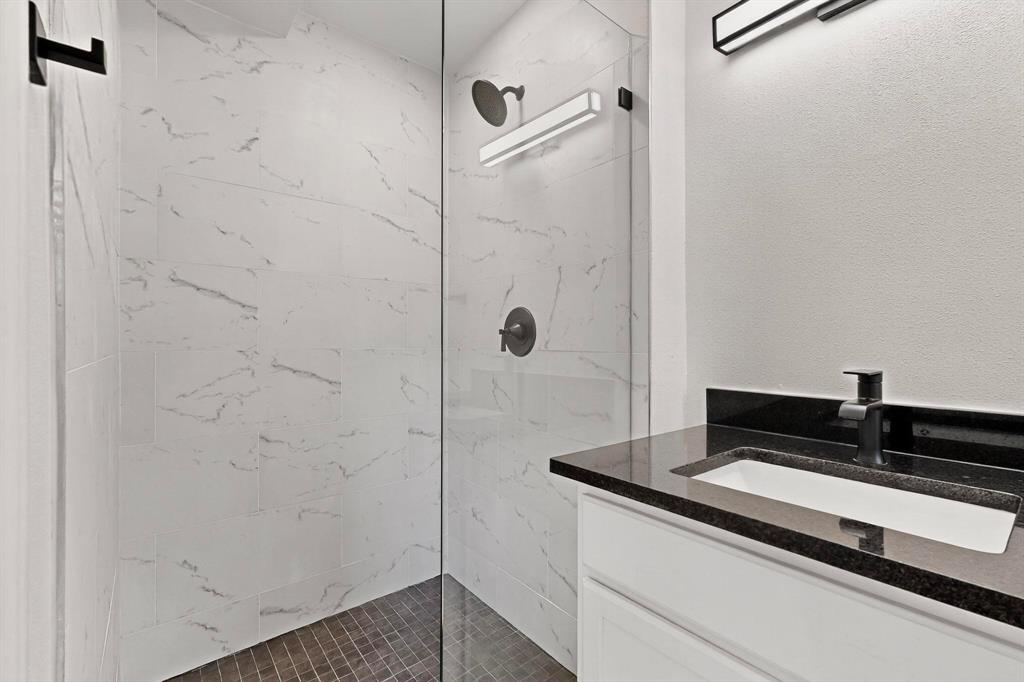 Mission Hill Estates Add - Residential Lease