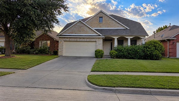 6610 KINROSS DR, ARLINGTON, TX 76002 - Image 129bbf8912c8b1c5550e8fcacf0519ef/1916053333