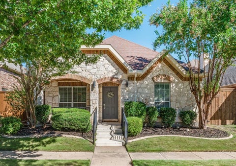 Photo of 7936 Southmark Drive, Frisco, TX 75035 (MLS # 21405103)