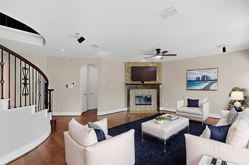 1343 Valley Vista Drive