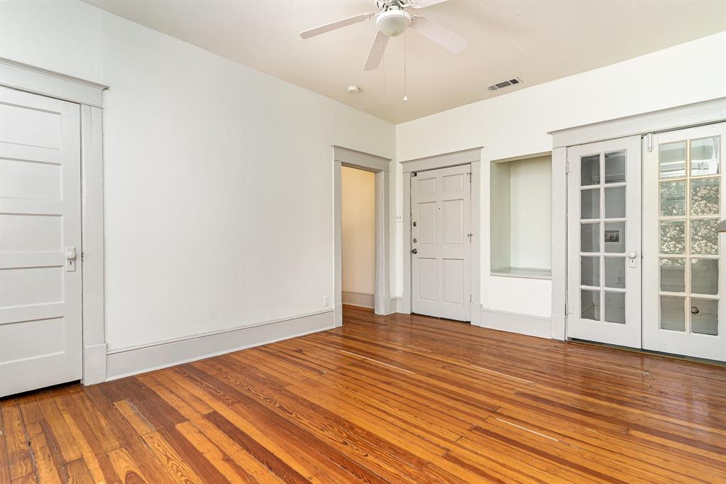 Oak Cliff Annex - Residential Lease