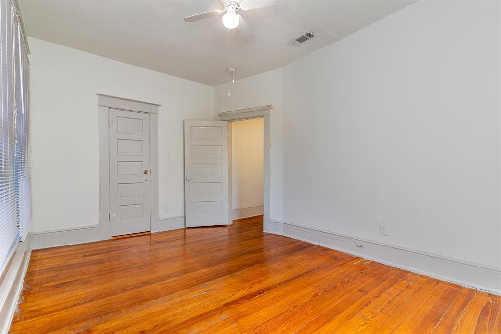Oak Cliff Annex - Residential Lease