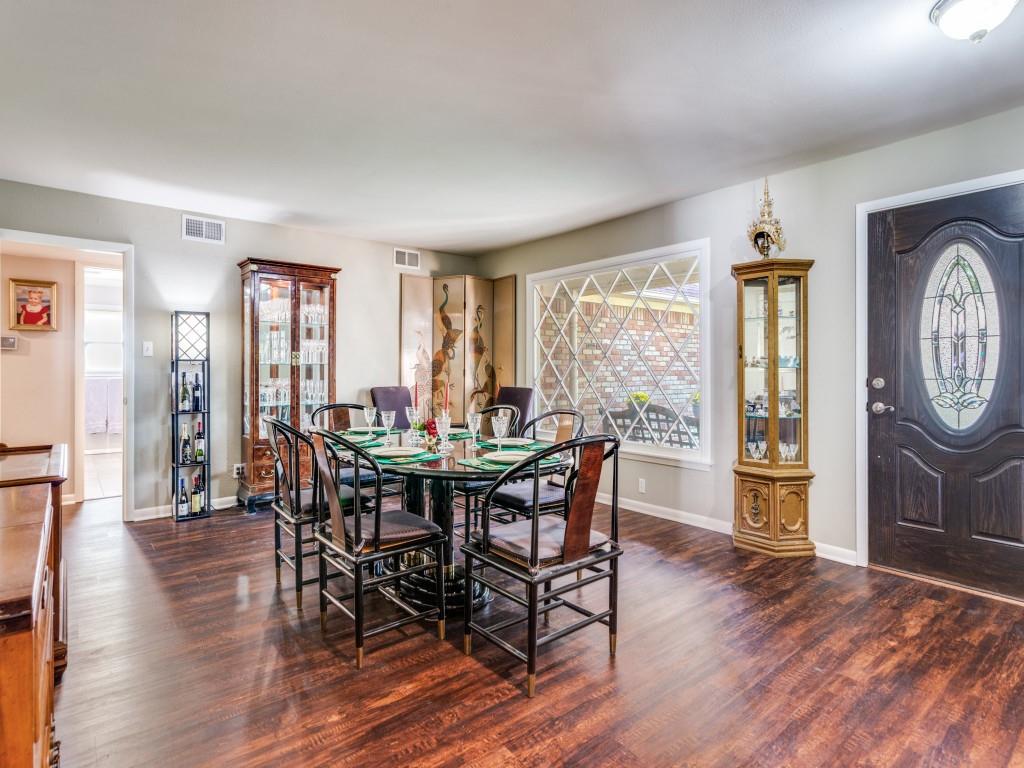 4220 Selkirk Drive W