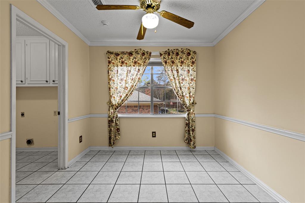 Oaklawn Manor - Residential