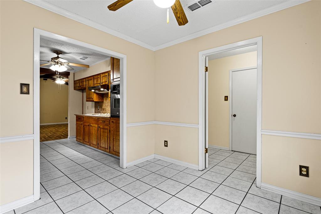 Oaklawn Manor - Residential