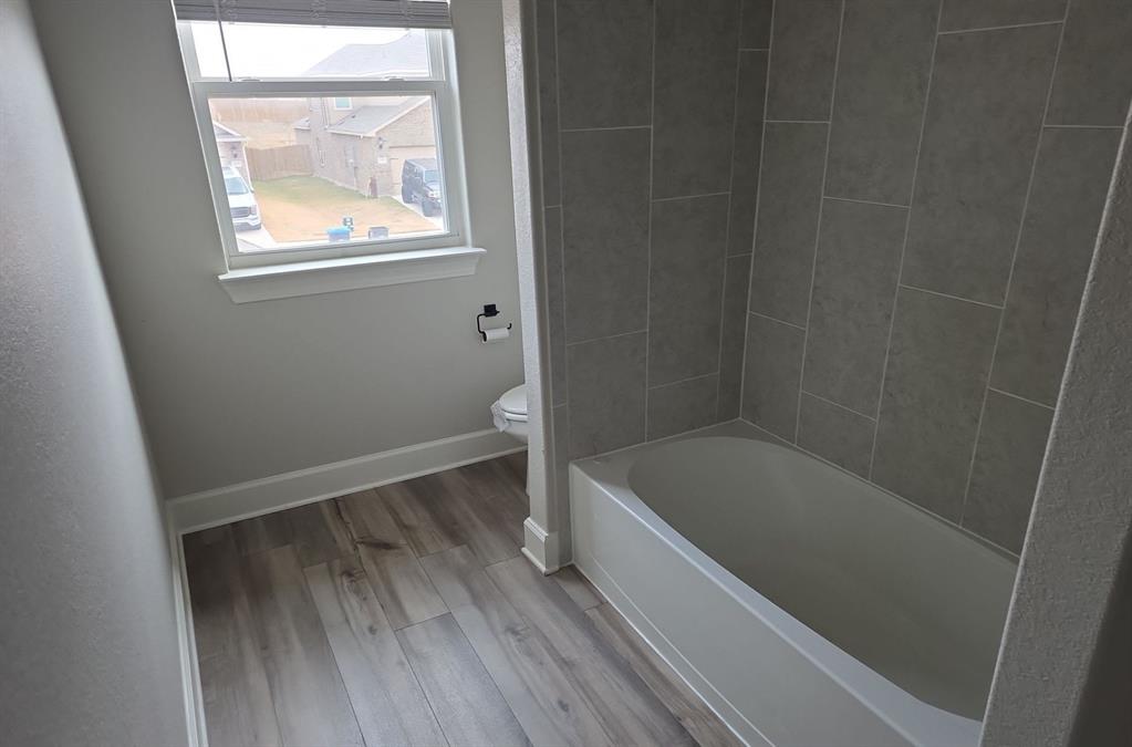 Vista West II - Residential