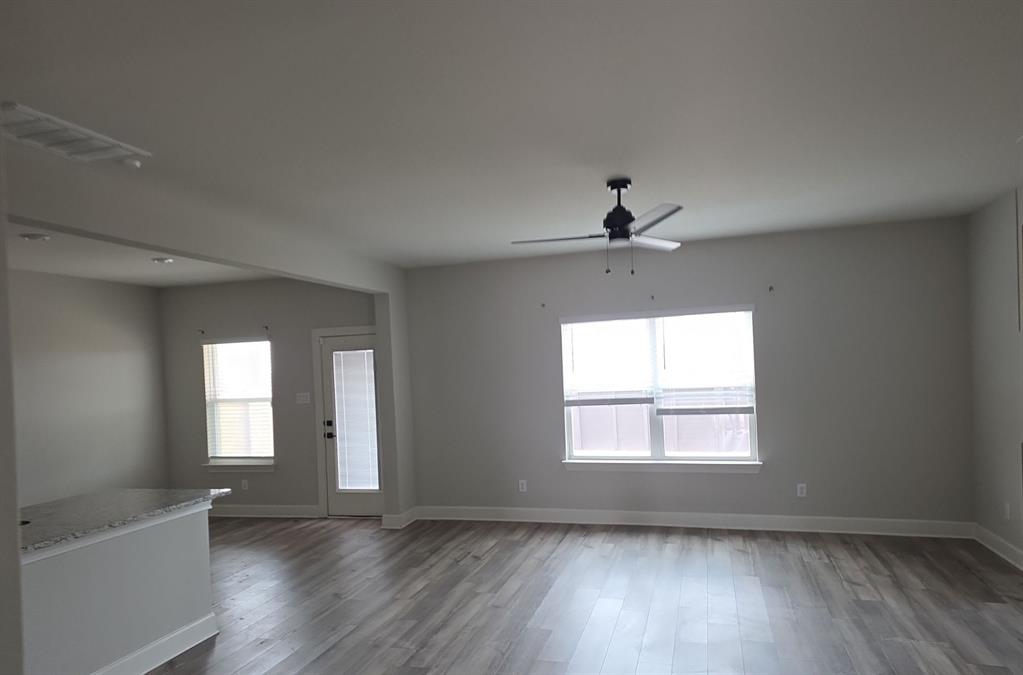 Vista West II - Residential