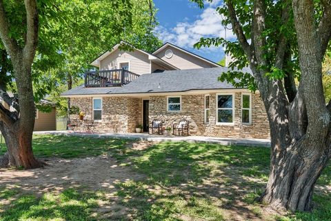 Photo of 409 Measures Road, Weatherford, TX 76088 (MLS # 21234173)
